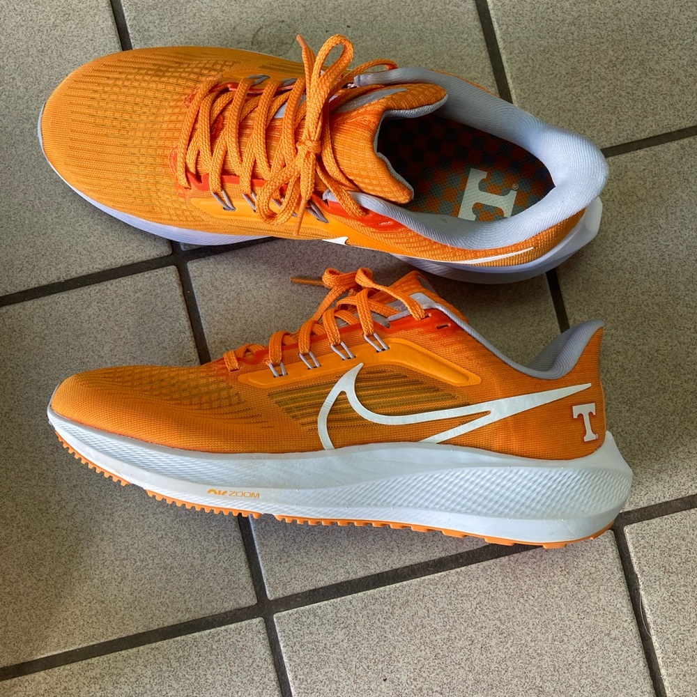 Nike Men's UT Orange and White Sneakers